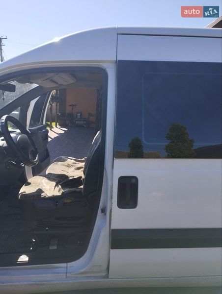Минивэн Citroen Jumpy 2005 в Волочиске