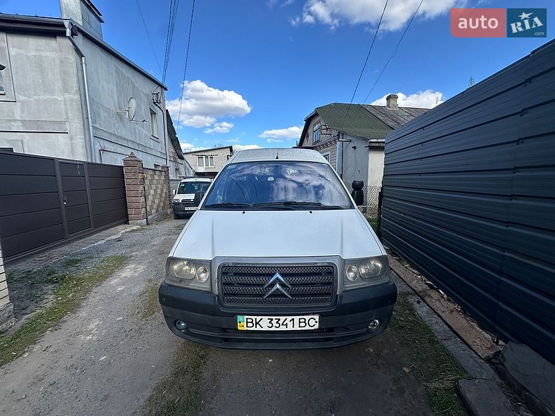 Мінівен Citroen Jumpy 2005 в Рівному фото Мінівен Citroen Jumpy 2005 в Рівному