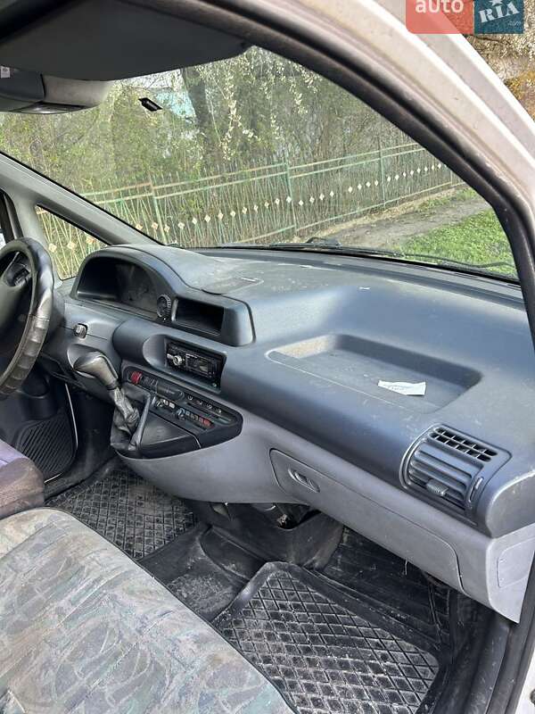 Грузовой фургон Citroen Jumpy 2001 в Золочеве