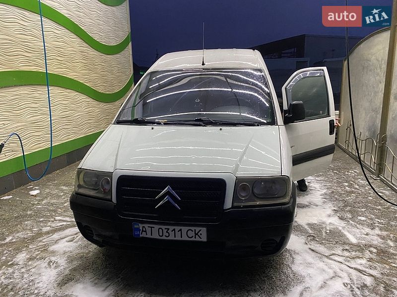 Минивэн Citroen Jumpy 2004 в Долине