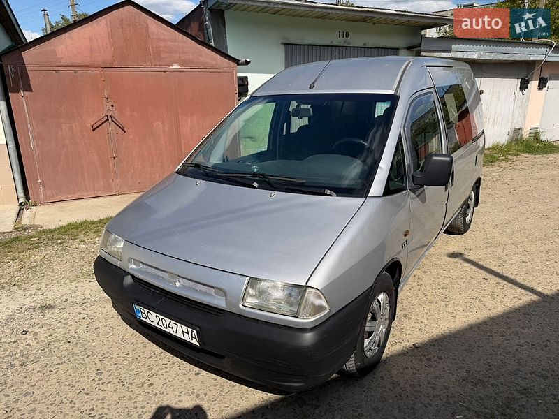 Минивэн Citroen Jumpy 2000 в Стрые