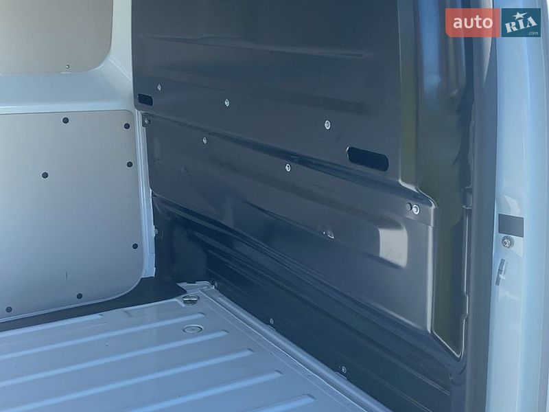 Грузовой фургон Citroen Jumpy 2025 в Хусте