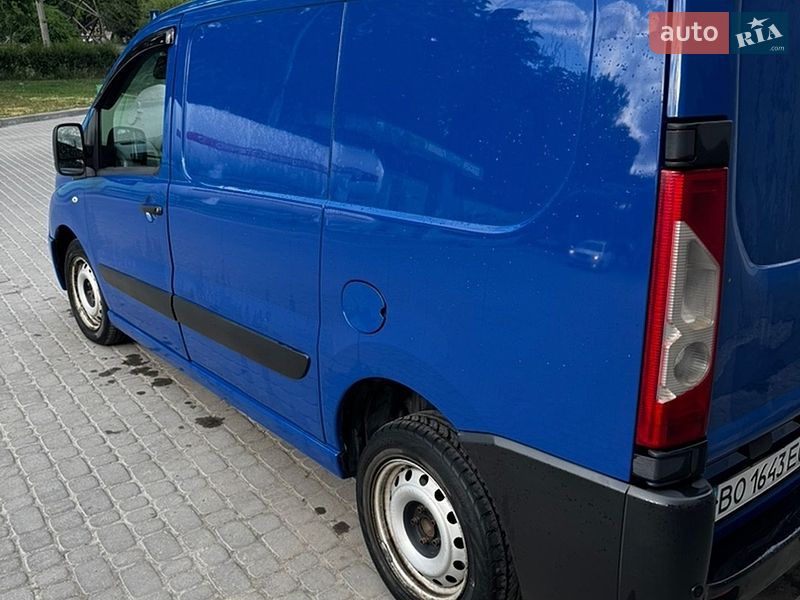 Вантажний фургон Citroen Jumpy 2011 в Тернополі