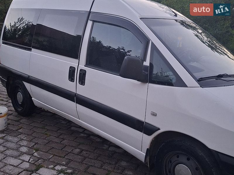 Минивэн Citroen Jumpy 2004 в Старом Самборе