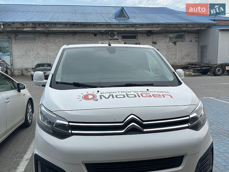 Вантажний фургон Citroen Jumpy 2018 в Львові