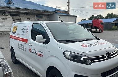 Вантажний фургон Citroen Jumpy 2018 в Львові