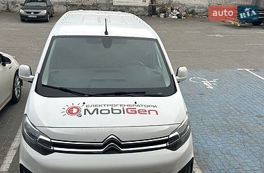 Вантажний фургон Citroen Jumpy 2018 в Львові