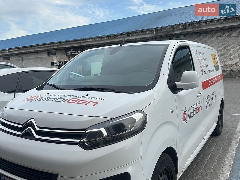 Вантажний фургон Citroen Jumpy 2018 в Львові