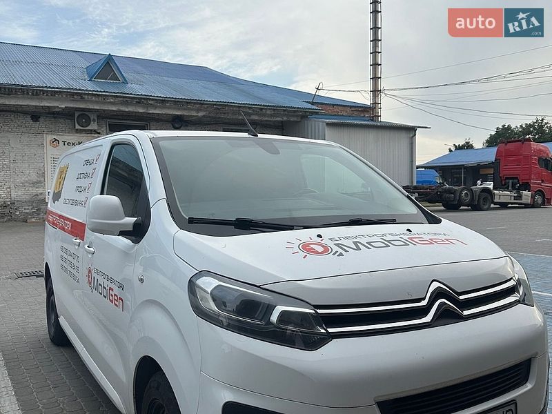 Вантажний фургон Citroen Jumpy 2018 в Львові