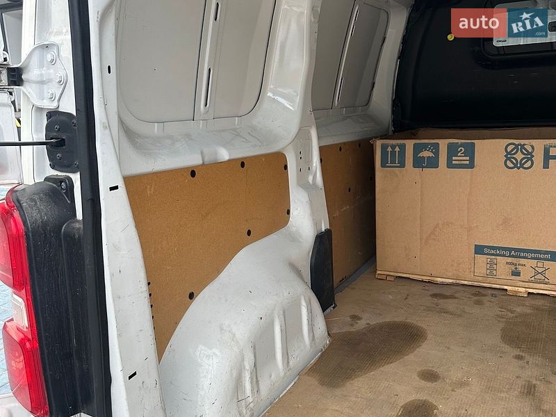 Вантажний фургон Citroen Jumpy 2018 в Львові