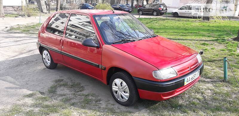 Хетчбек Citroen Saxo 1997 в Києві