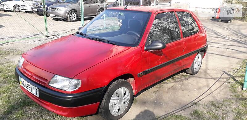Хетчбек Citroen Saxo 1997 в Києві