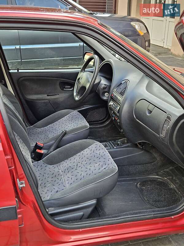 Хэтчбек Citroen Saxo 2003 в Дубно