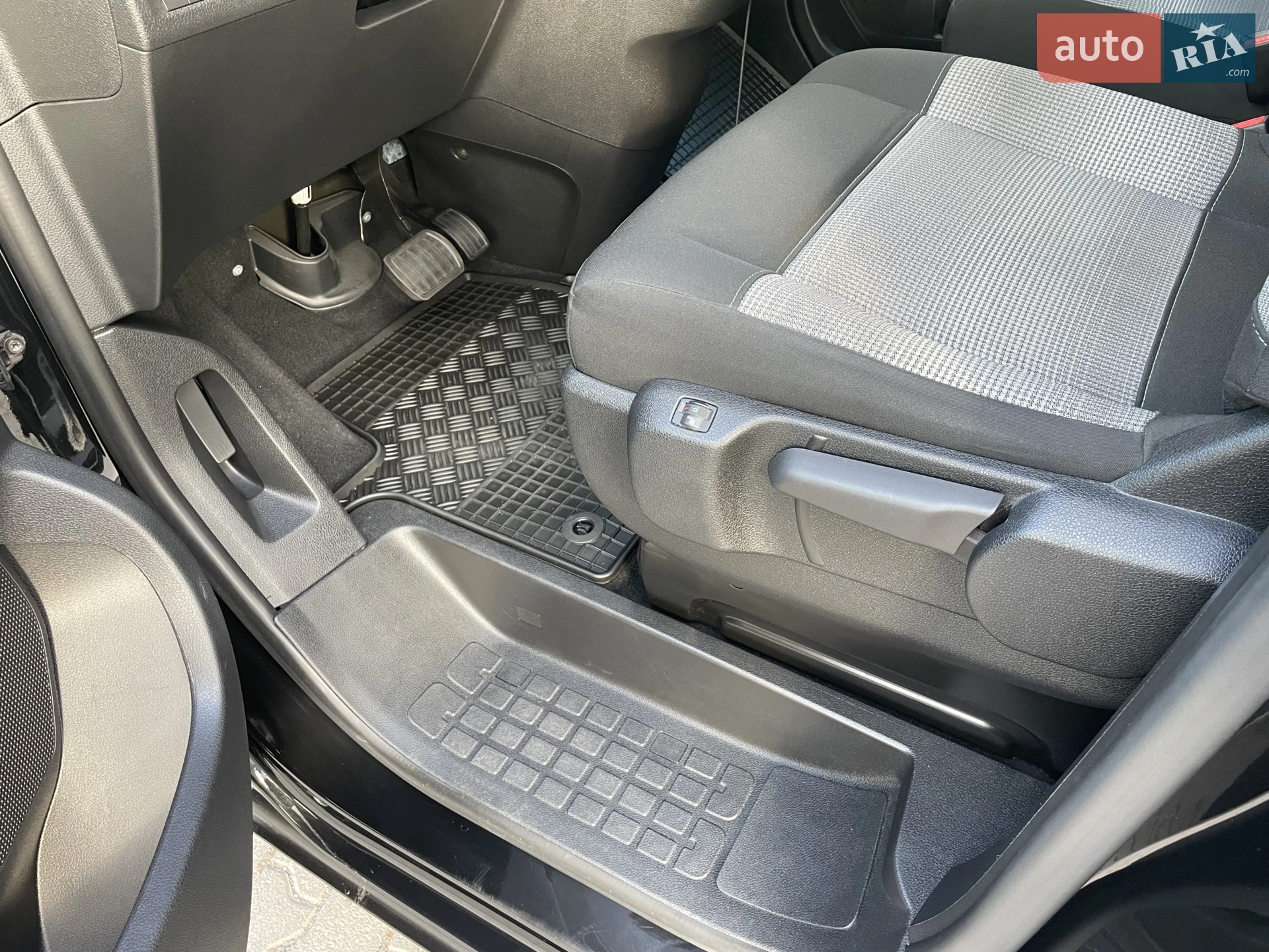 2020 Citroen Spacetourer - мініатюра 14