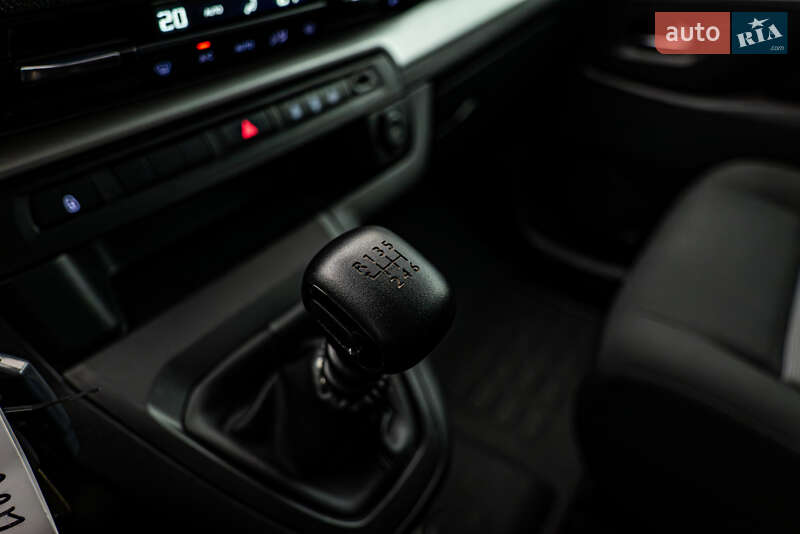 Минивэн Citroen SpaceTourer 2017 в Киеве