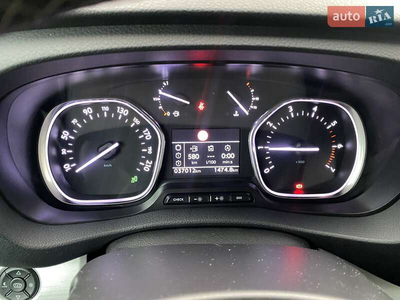 Мінівен Citroen SpaceTourer 2021 в Києві