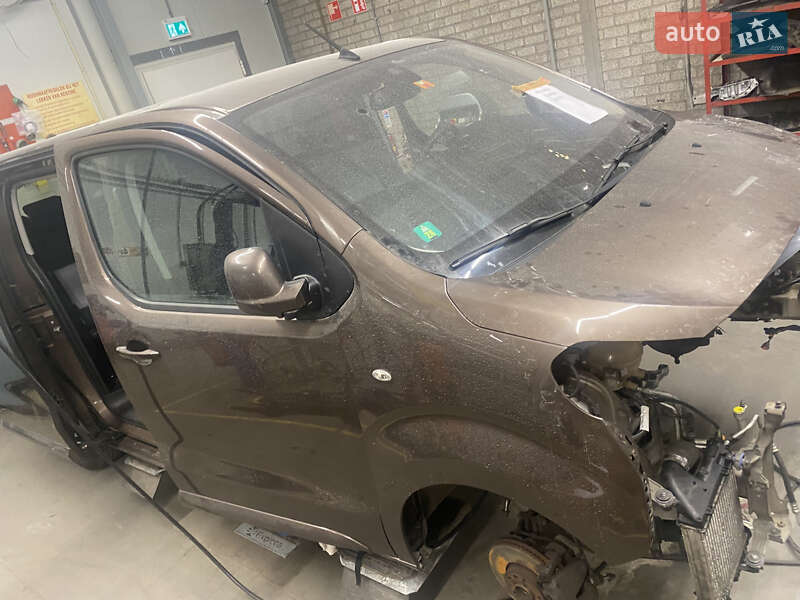 Минивэн Citroen SpaceTourer 2018 в Киеве