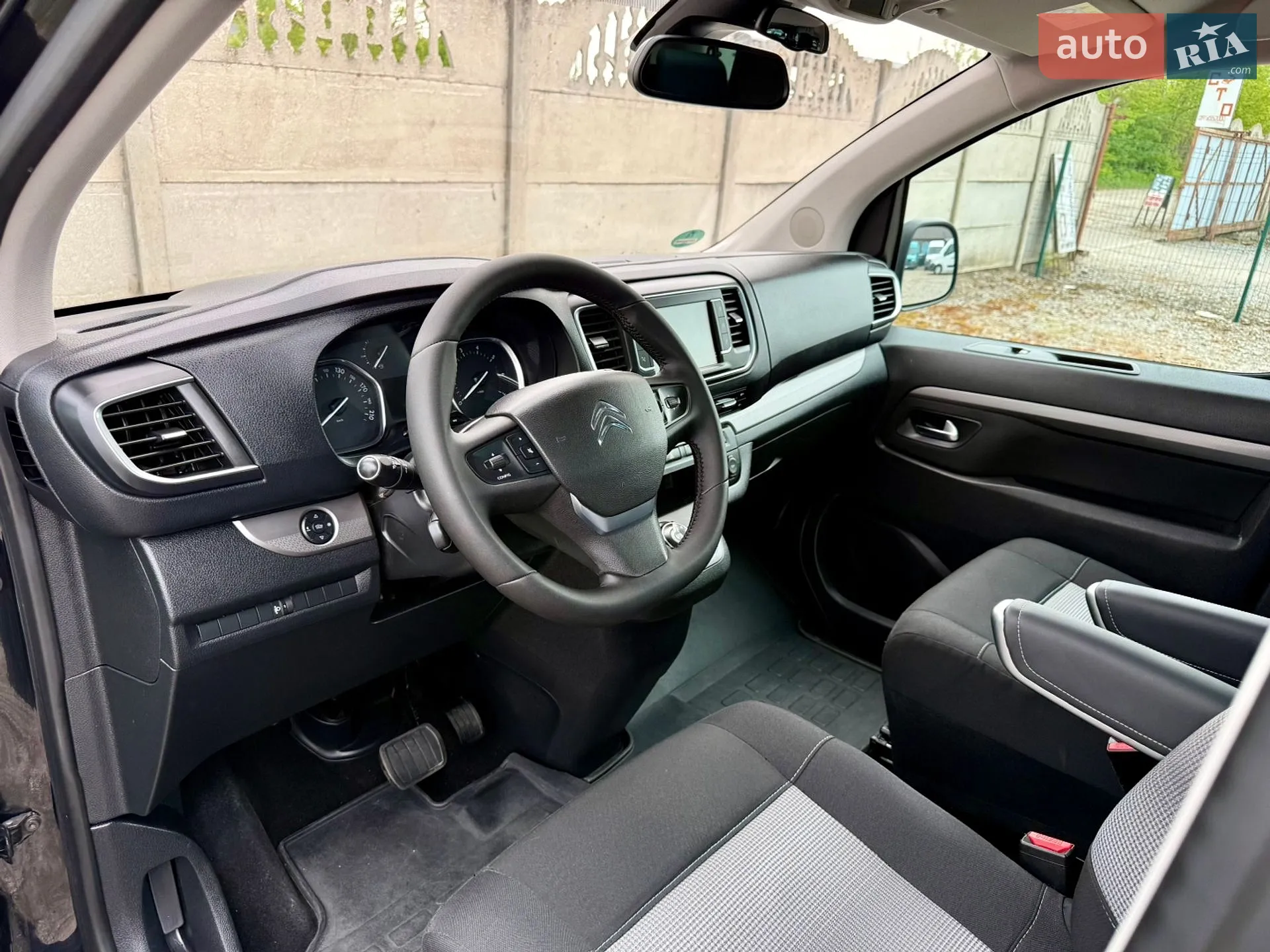2017 Citroen Spacetourer - мініатюра 13