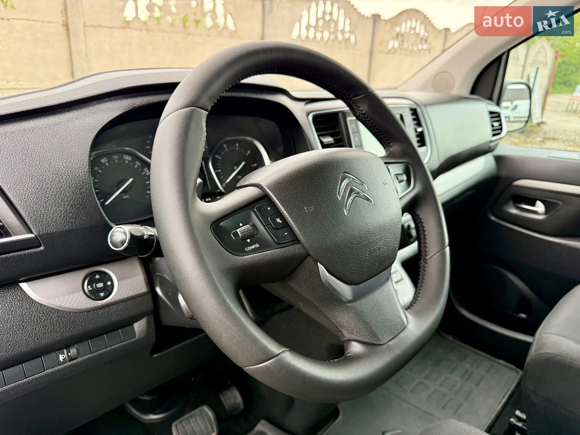 2017 Citroen Spacetourer - мініатюра 21