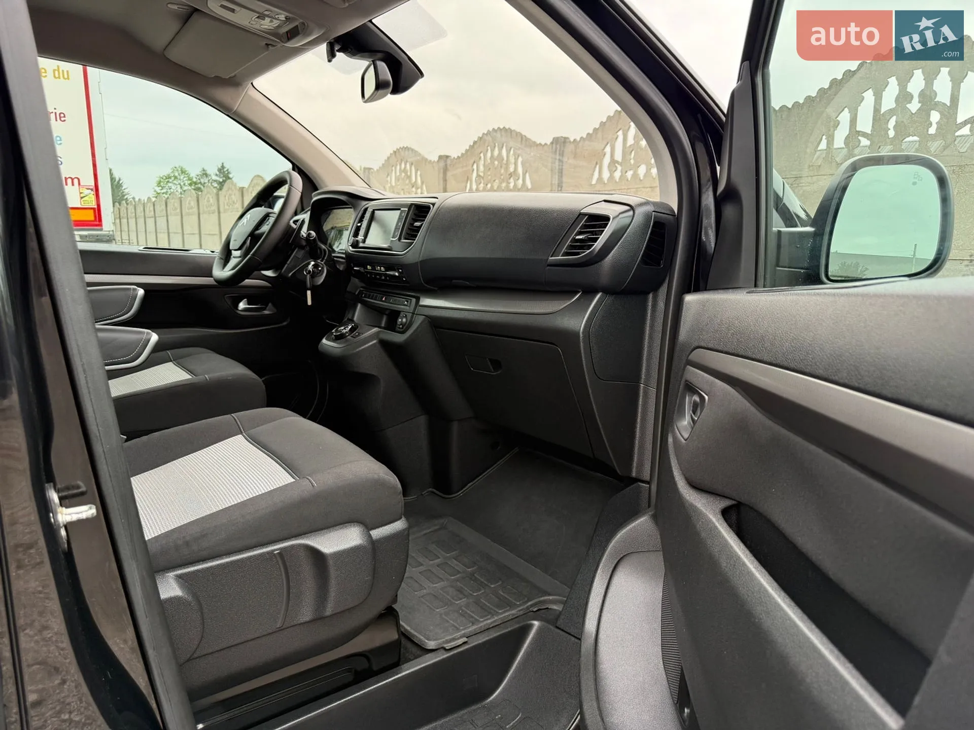 2017 Citroen Spacetourer - мініатюра 47