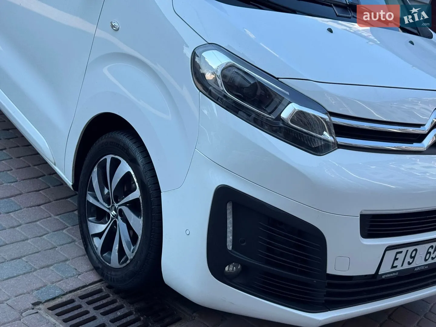 2017 Citroen Spacetourer - мініатюра 29