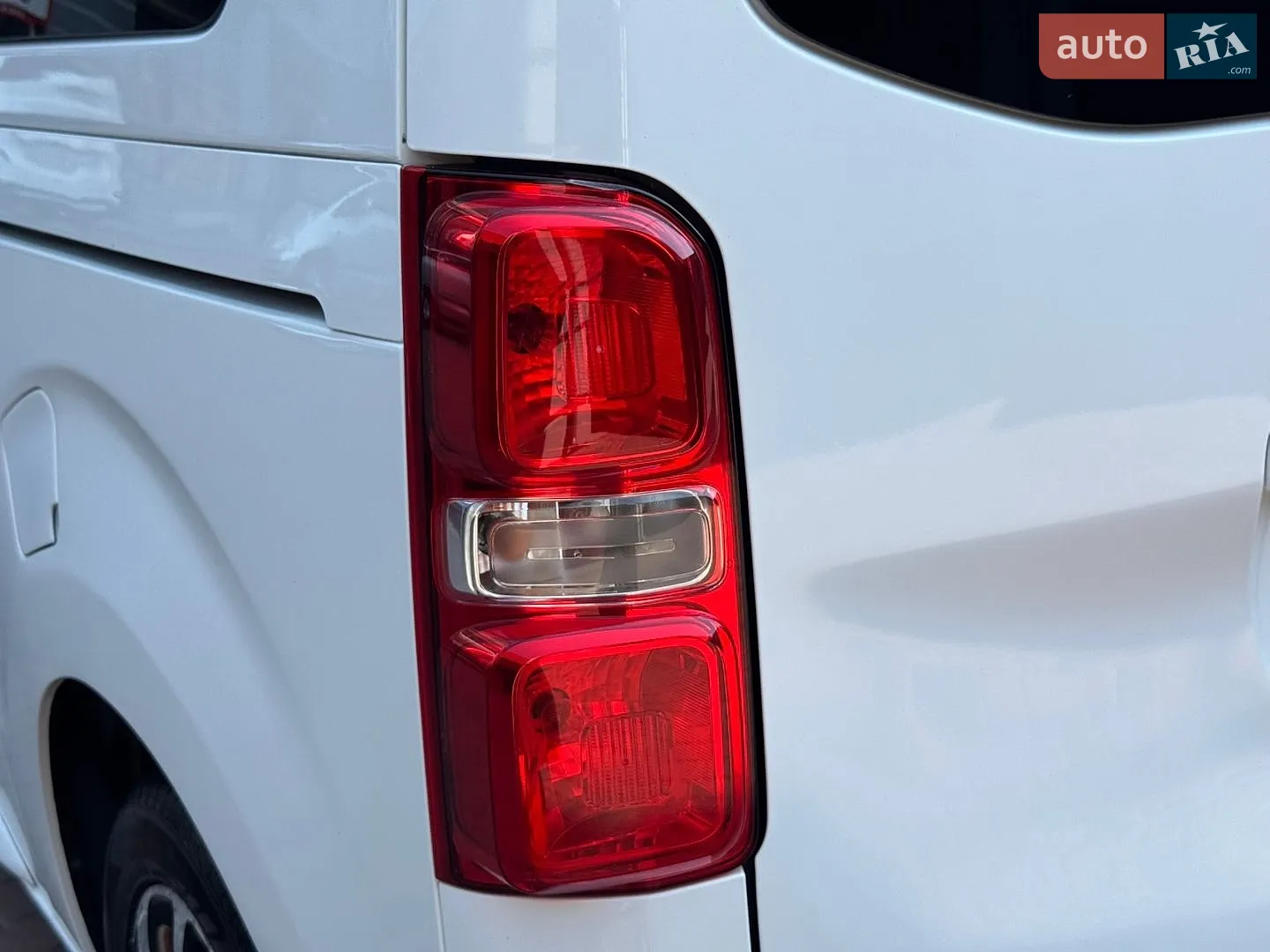 2017 Citroen Spacetourer - мініатюра 39