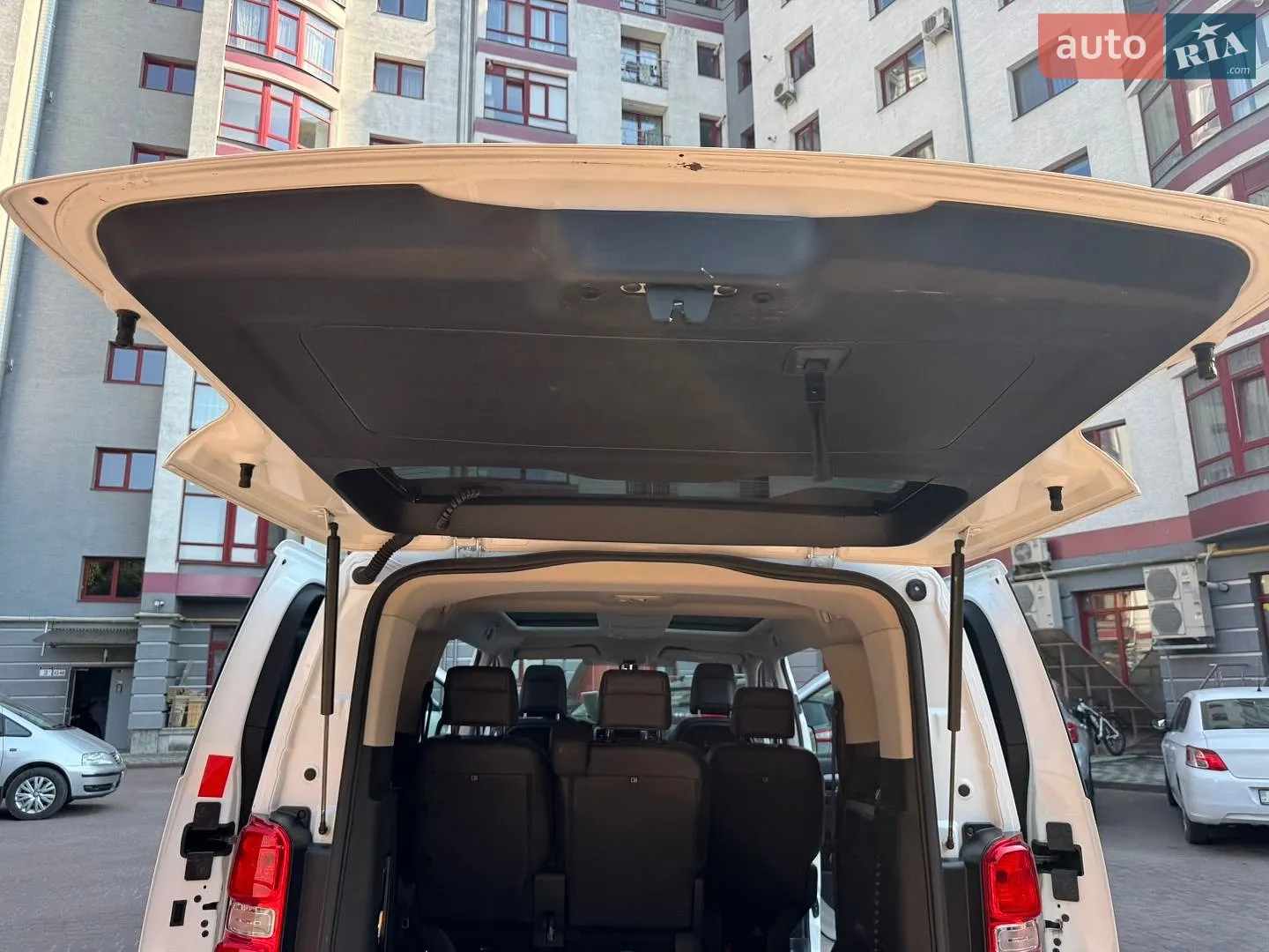 2017 Citroen Spacetourer - мініатюра 171