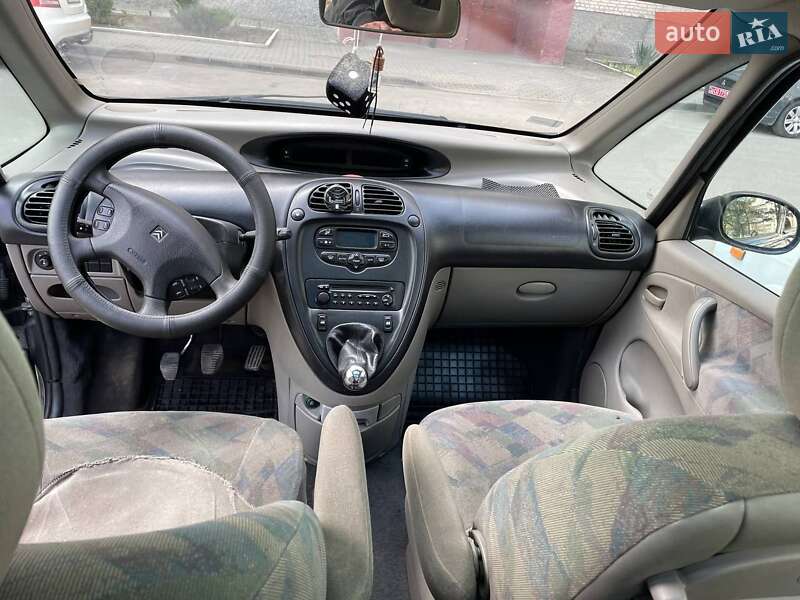 Мінівен Citroen Xsara Picasso 2002 в Луцьку