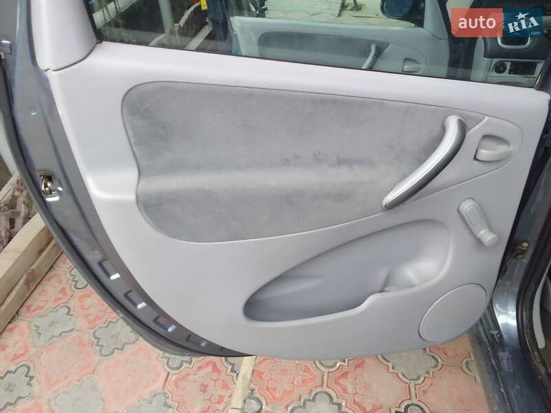 Мінівен Citroen Xsara Picasso 2007 в Могилів-Подільському фото 22 Мінівен Citroen Xsara Picasso 2007 в Могилів-Подільському