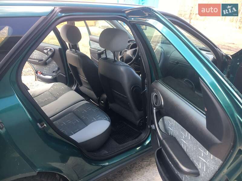 Мінівен Citroen Xsara Picasso 2001 в Лозовій