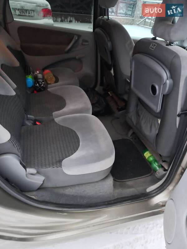Минивэн Citroen Xsara Picasso 2010 в Славуте фото 6 Минивэн Citroen Xsara Picasso 2010 в Славуте