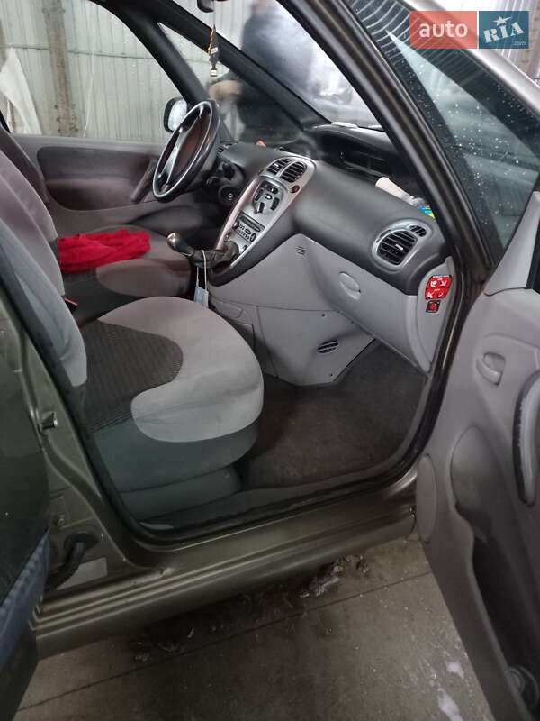 Минивэн Citroen Xsara Picasso 2010 в Славуте фото 13 Минивэн Citroen Xsara Picasso 2010 в Славуте