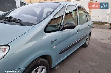 Мінівен Citroen Xsara Picasso 2002 в Рівному