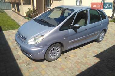 Мінівен Citroen Xsara Picasso 2002 в Чернівцях