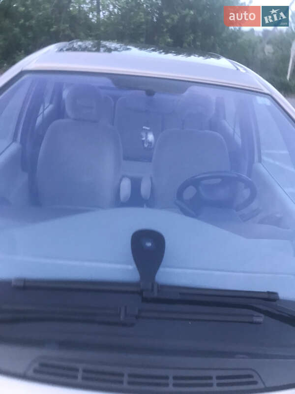 Минивэн Citroen Xsara Picasso 2006 в Корсуне-Шевченковском фото 5 Минивэн Citroen Xsara Picasso 2006 в Корсуне-Шевченковском