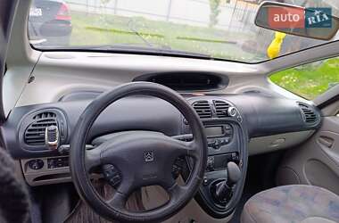 Минивэн Citroen Xsara Picasso 2002 в 