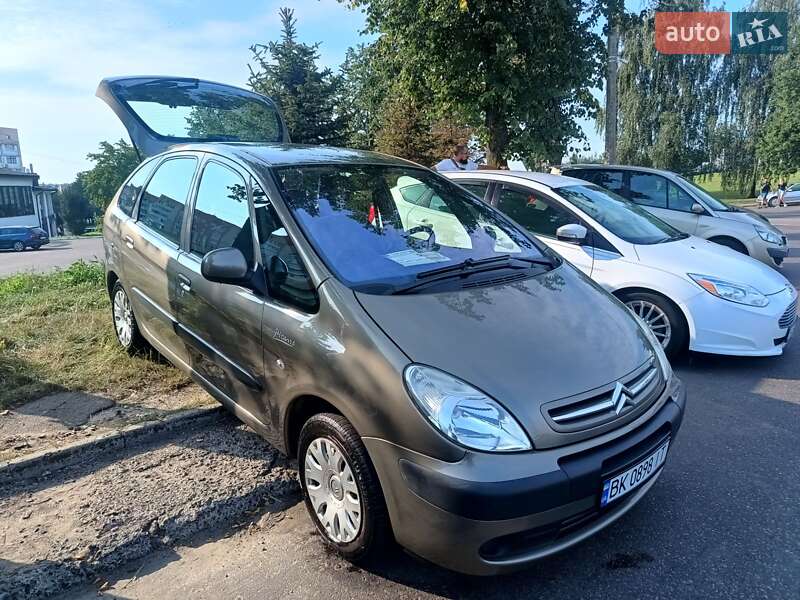 Минивэн Citroen Xsara Picasso 2010 в Ровно фото 8 Минивэн Citroen Xsara Picasso 2010 в Ровно