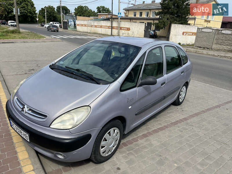 Мінівен Citroen Xsara Picasso 2000 в Луцьку