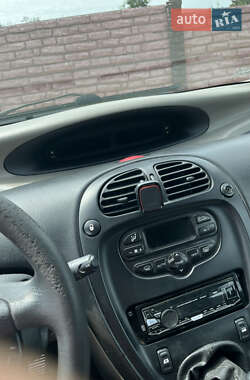 Минивэн Citroen Xsara Picasso 2000 в 