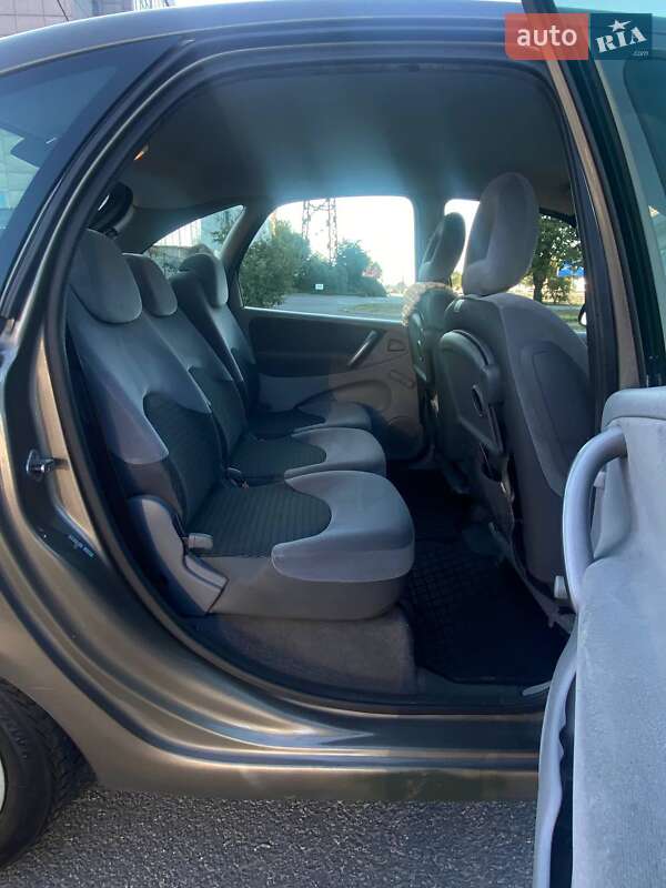Мінівен Citroen Xsara Picasso 2009 в Дніпрі