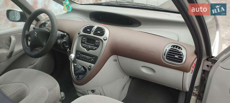 Мінівен Citroen Xsara Picasso 2005 в Львові фото 3 Мінівен Citroen Xsara Picasso 2005 в Львові