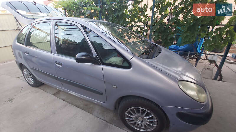 Минивэн Citroen Xsara Picasso 2001 в Черноморске фото 5 Минивэн Citroen Xsara Picasso 2001 в Черноморске