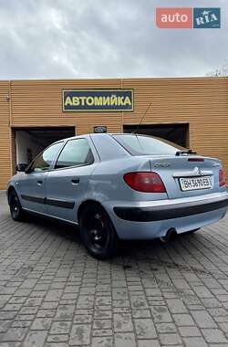 Хэтчбек Citroen Xsara 2001 в 