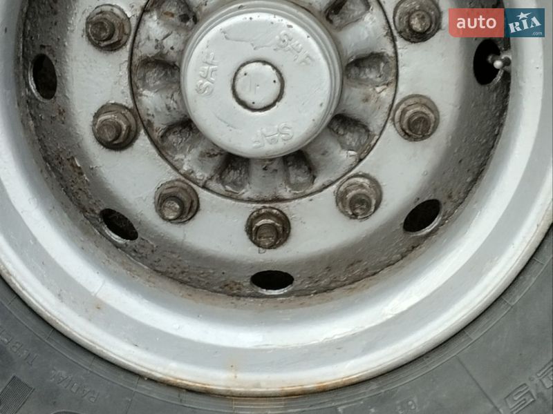 Зерновоз - полуприцеп Clauden SFT 3713M 1996 в Новой Басане