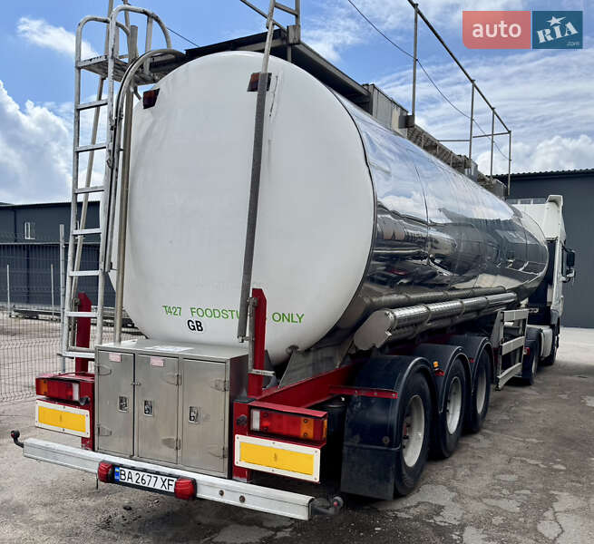 Цистерна полуприцеп Clayton Commercial S1 2001 в Кропивницком фото 4 Цистерна полуприцеп Clayton Commercial S1 2001 в Кропивницком