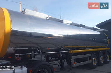Цистерна Clayton Commercial S1 2002 в 