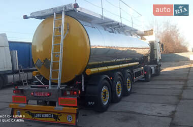 Цистерна Clayton Commercial S1 2002 в 