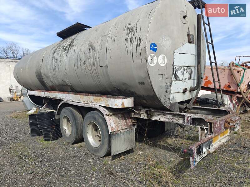 Битумовоз Coder S3384D 1981 в Днепре