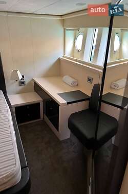 Моторная яхта Cranchi Flybridge 2012 в Киеве
