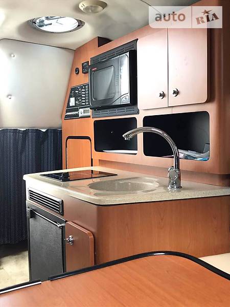 Моторная яхта Crownline CR 2008 в Киеве